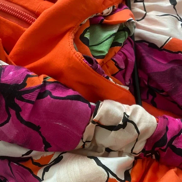 AJè Vibrant Floral Dress with Puff Sleeves - Picture 9 of 10